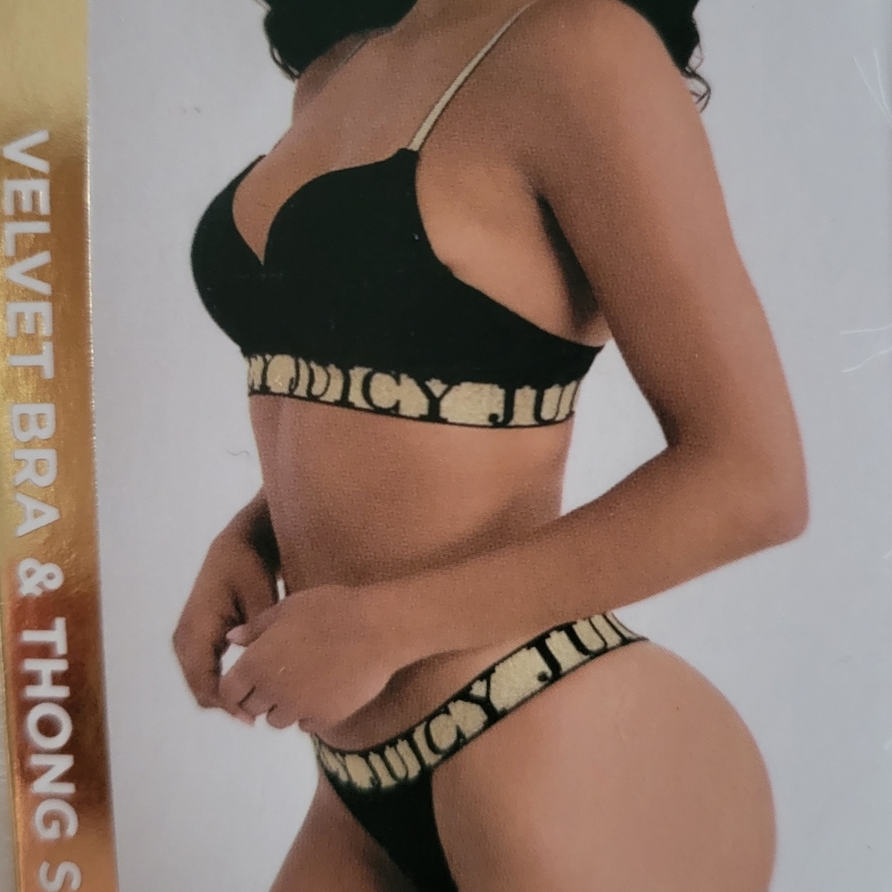 JUICY COUTURE BRAND NEW VELVET BRA AND THONG SET SIZE 34C/M